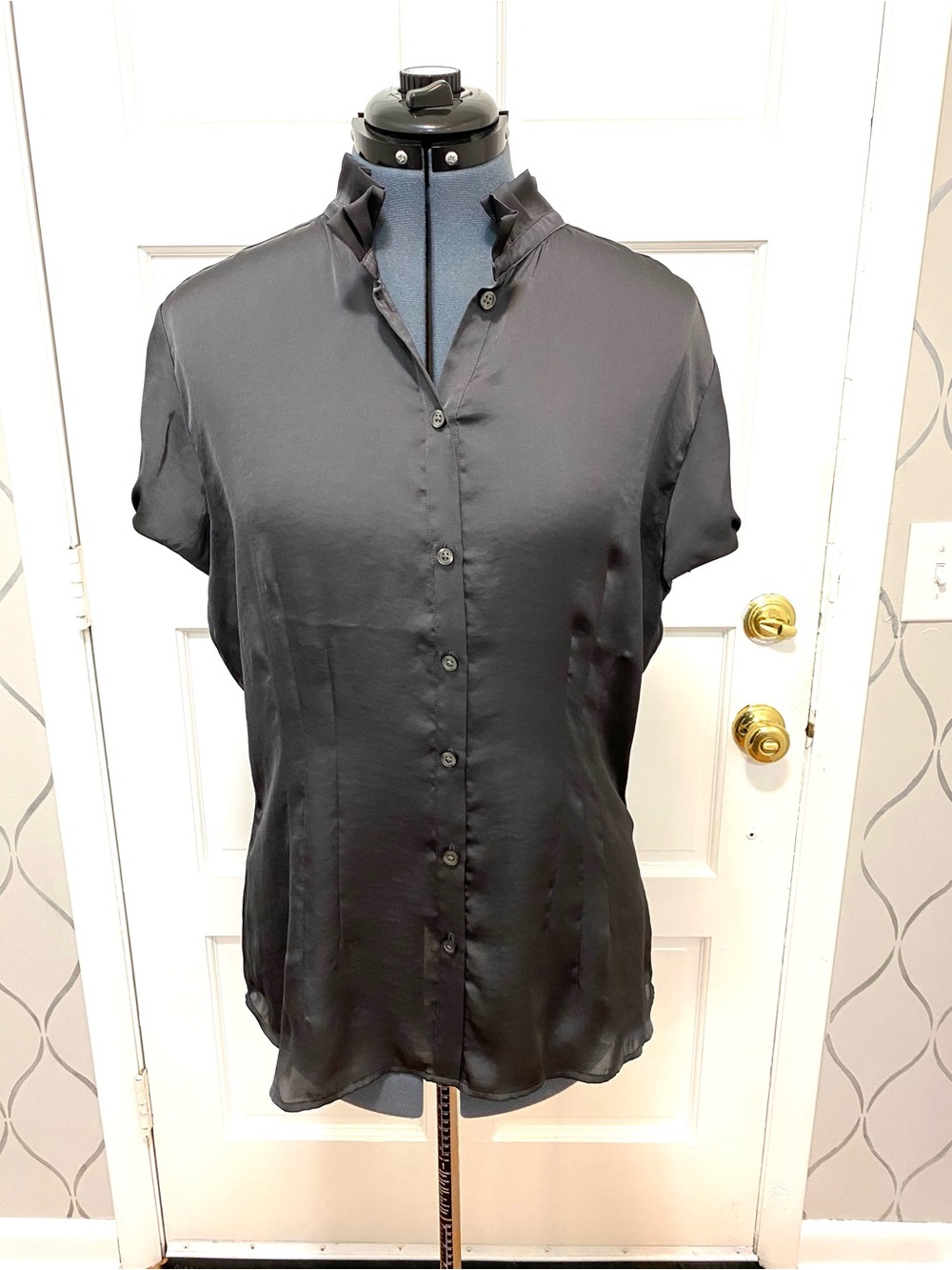 Banana Republic Dark Olive Ruffle Collar Button Front Blouse Women’s 14 127